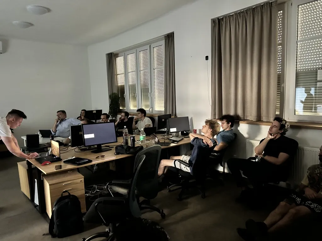 bildr hub esemény 10