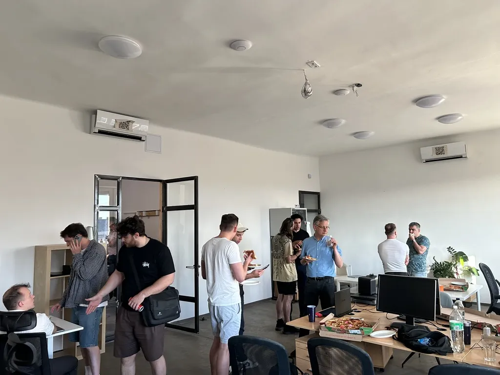 bildr hub esemény 13